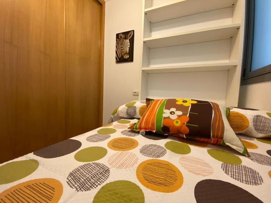 Apartament Piso Familiar Amplio Con Acceso Directo A La Playa Bueu Zewnętrze zdjęcie